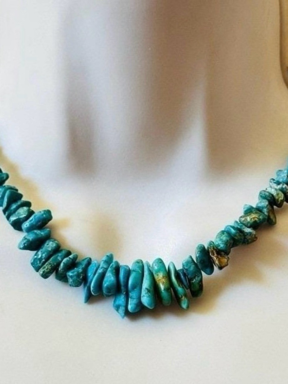 70’s Vintage native American, turquoise, and sterling silver necklace 16”